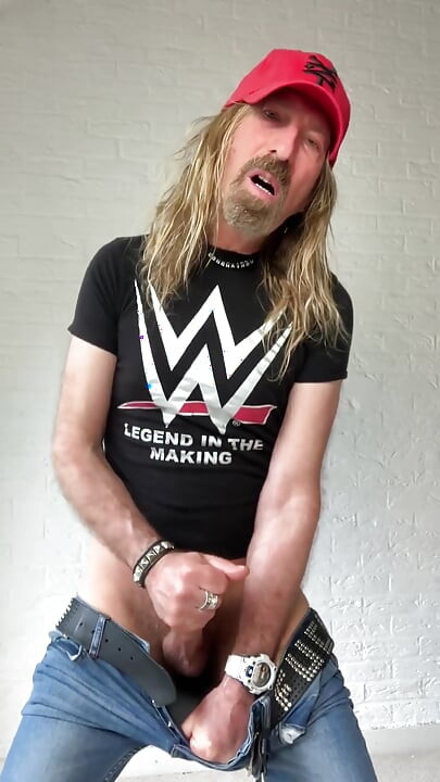 Longhairdude Wanks and Cums in Skinny Jeans, Tight T-shirt, Red Baseball Cap, Adidas Trainers
