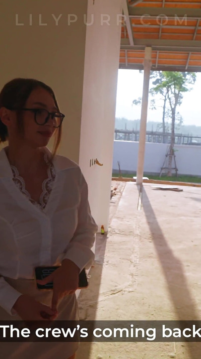 Horny Real Estate Agent Fucks Client in Unfinished Villa
