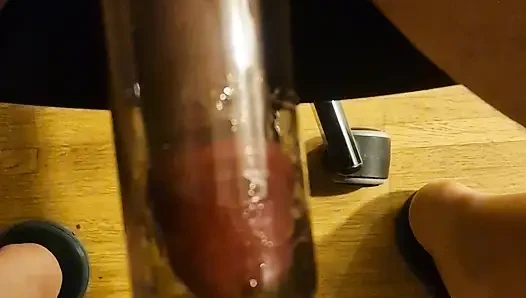 Pompa ve ses çalma seansı -- yumuşak silikon çubuklar
