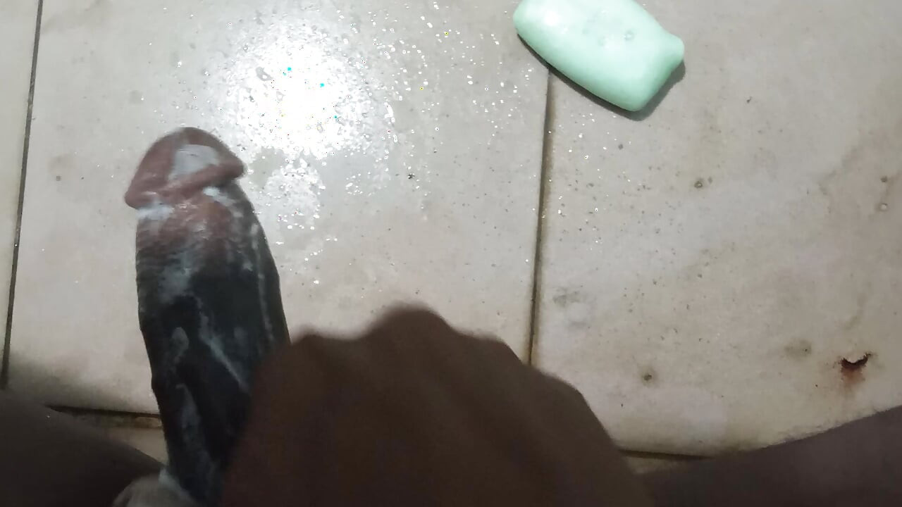 Solo zabava u kupaonici, pravi amaterski video