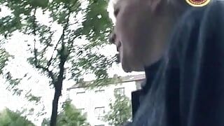 Горячая блондинка-шлюшка из Германии показывает свою невероятную мастурбацию перед камерой