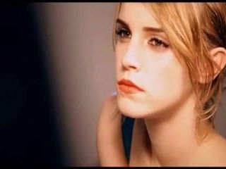 01.05 - Hommage au sperme sur Emma Watson