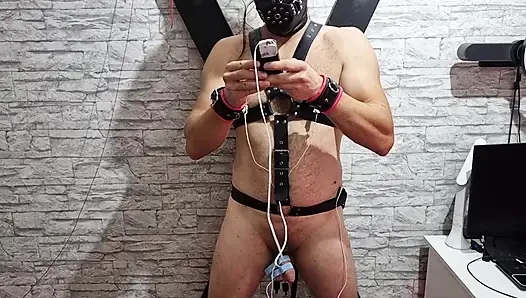 MILF Dominatrix Machines Sub's Ass Stretched Wide Open
