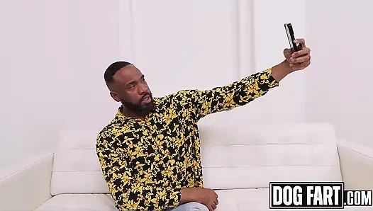 Dogfart - rommate alexa yang penasaran mengubah waktu selfie menjadi seks hardcore