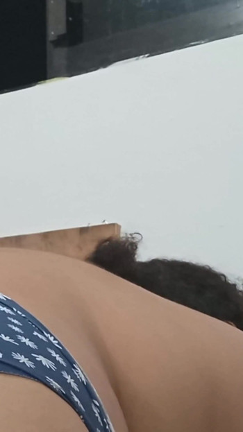 Detik epik dari "ibu mertua montel di dapur dalam seluar dalam 2"