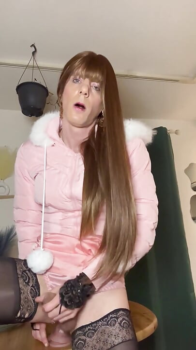 Jess Silk dildoya biniyor