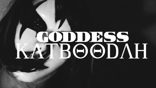 Богиня-толстушка KatBoodah