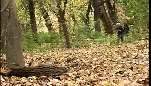 Sürtük görünüm nineler tarlada deney yapmayı seviyor