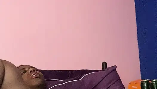 Crot di dalam memeknya selesai kerja