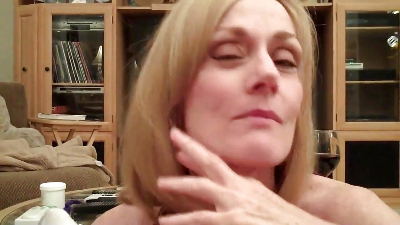 Wicked sexy melanie: sexual study and release