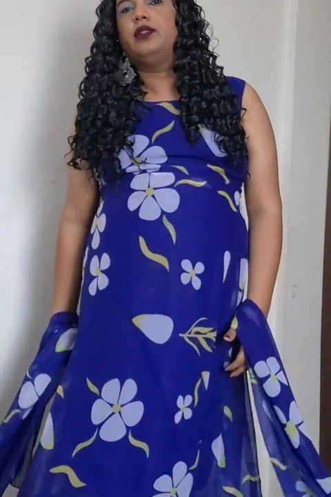 Wifey Esposa Caliente Asada Por Saliva Indiansissychubby Toma Un Masivo Preñada De BBC