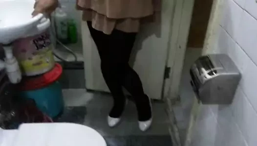 Pump porn video – White Patent Pumps with Black Pantyhose Teaser 26