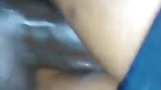 Анальный секс индийской неверной бхабхи в видео от первого лица