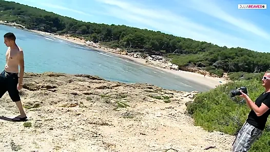 Heller sonnenschein und eine schlampe, die nur ficken will