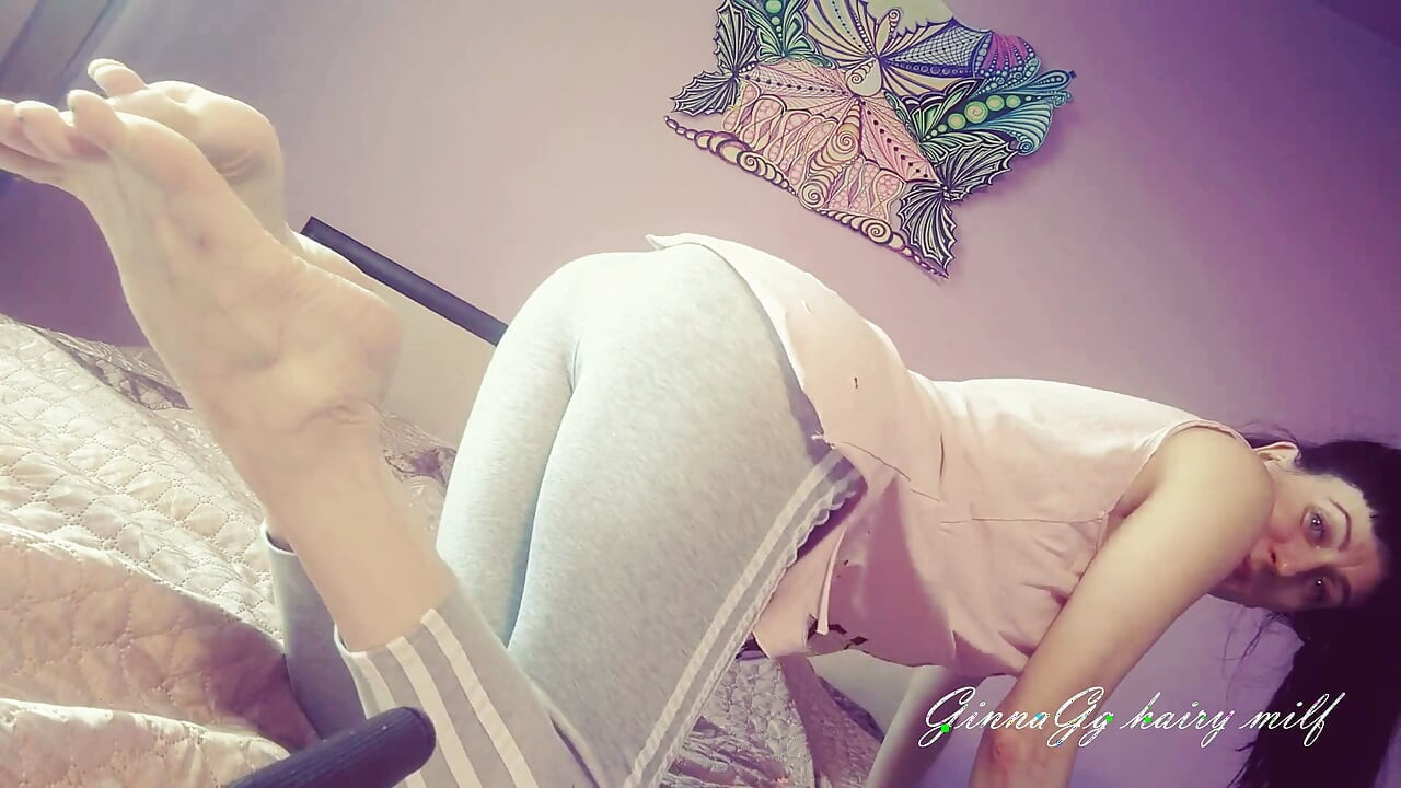 Peepshow Fingering Hairy Pussy Wet Pussy Russian MILF Ginnagg