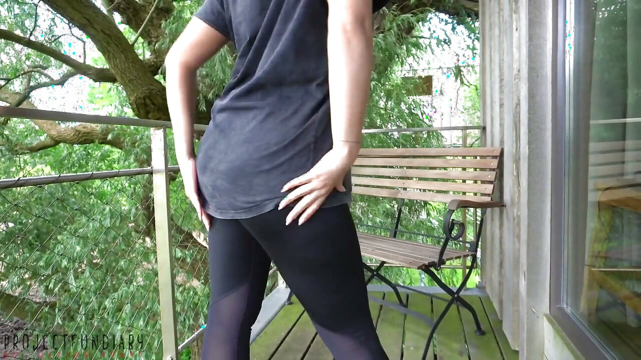 Amateur public masturbation and squirt