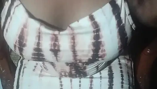 Desi vabhi besar dan gadis-gadis desi terpanas di desa