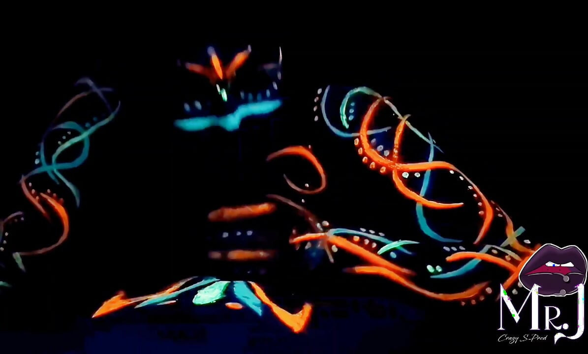 Σεξ και UV ζωγραφική με Nyx & Dmona