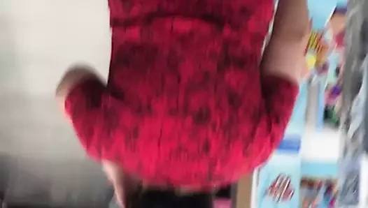 Попка белой девушки с большой шикарной