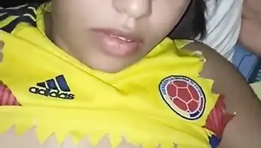 Çok büyük götlü çok ateşli komşuyu sikiyorum - bölüm 43