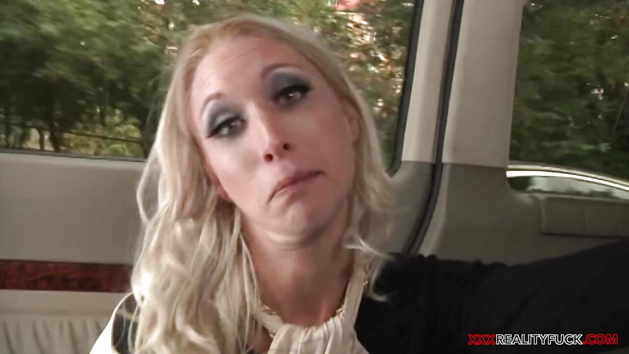 High Caliber Fuck Machine - Jenny Simons