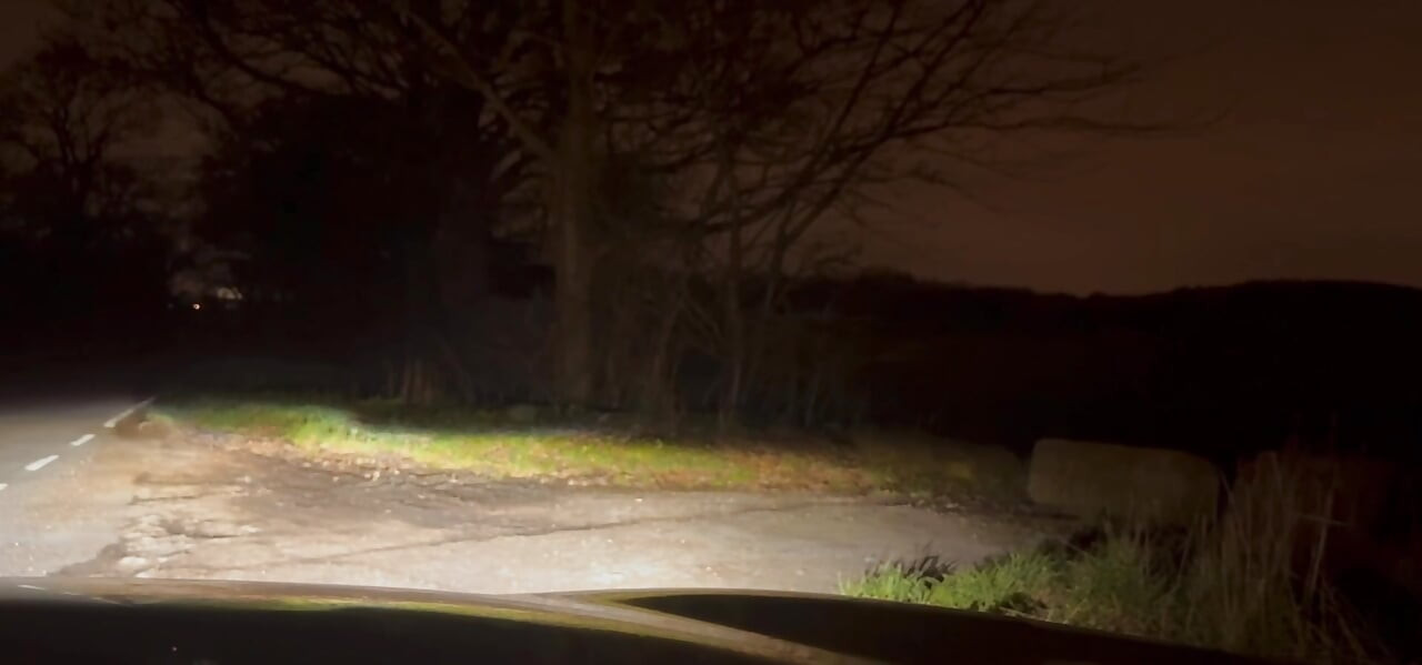 Compilation of me naked and wanking from various places this week, when the car passed my legs and bum in air was caught