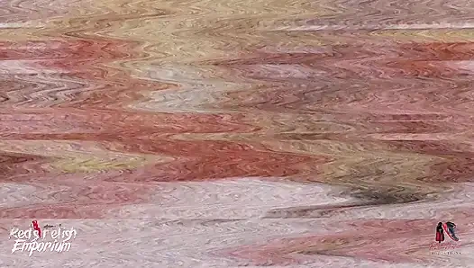 Yağlanmış Genç Vücut