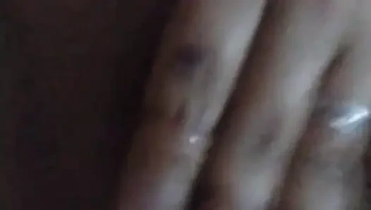 Bhabhi ji ki Desi chut bhabhi ji ne chut me fingering ki