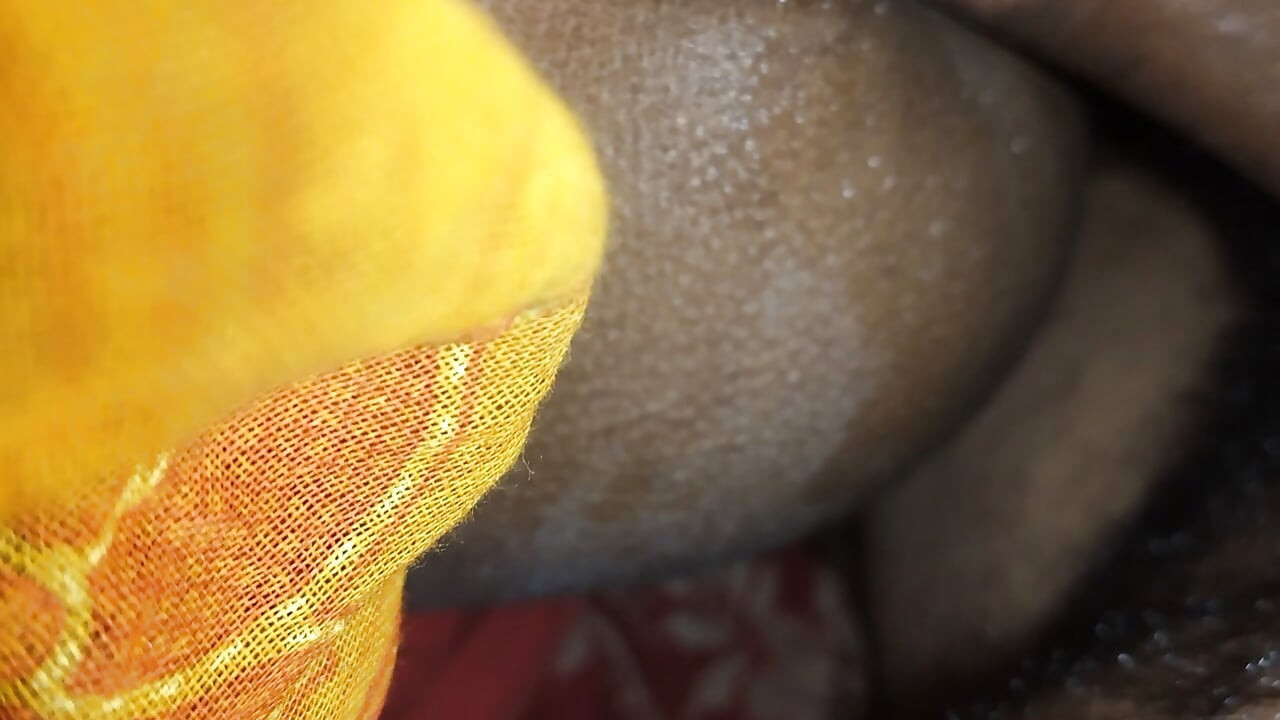 Desi Bhabhi Ke Ghar Pe Jake Khooda Chada Asda Mara Aisa