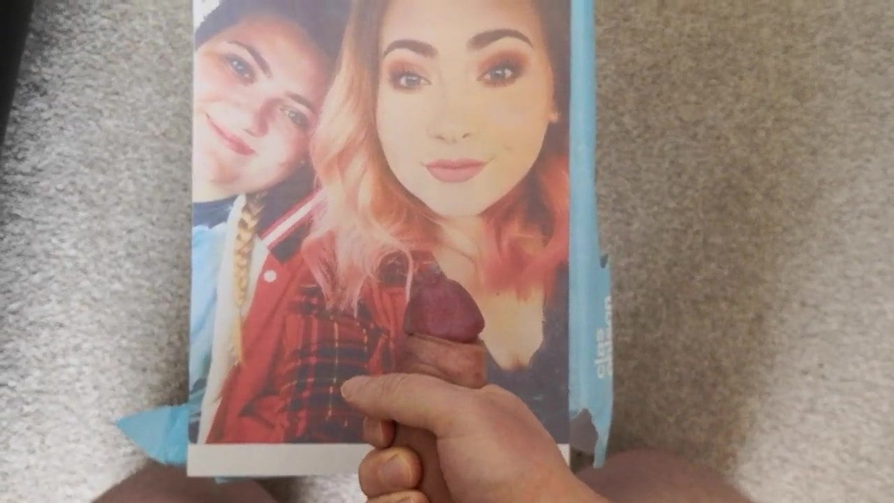 Cum tribute for Danillelovescum