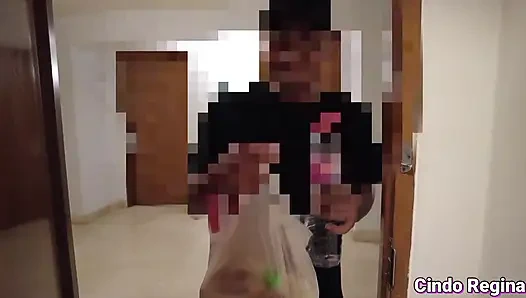 Beautiful Tiktokers Prank Food Courier Overloaded Until Crot In Her - Prank Delivery