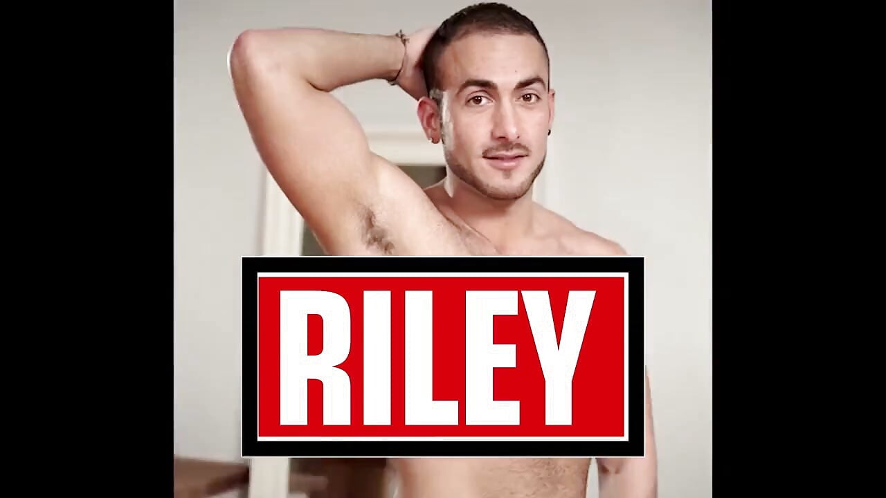 Riley Coxx