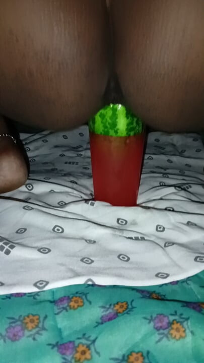 Sexy cunhada com pepino grande