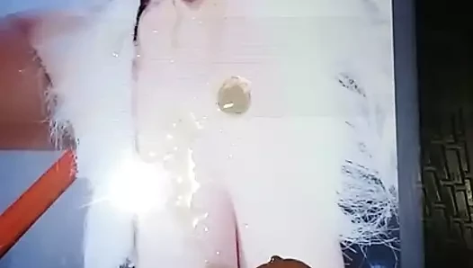 Pauline boşalma anısına (02)