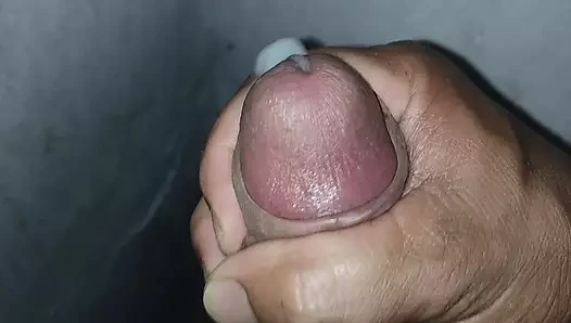Benimle elle muamele