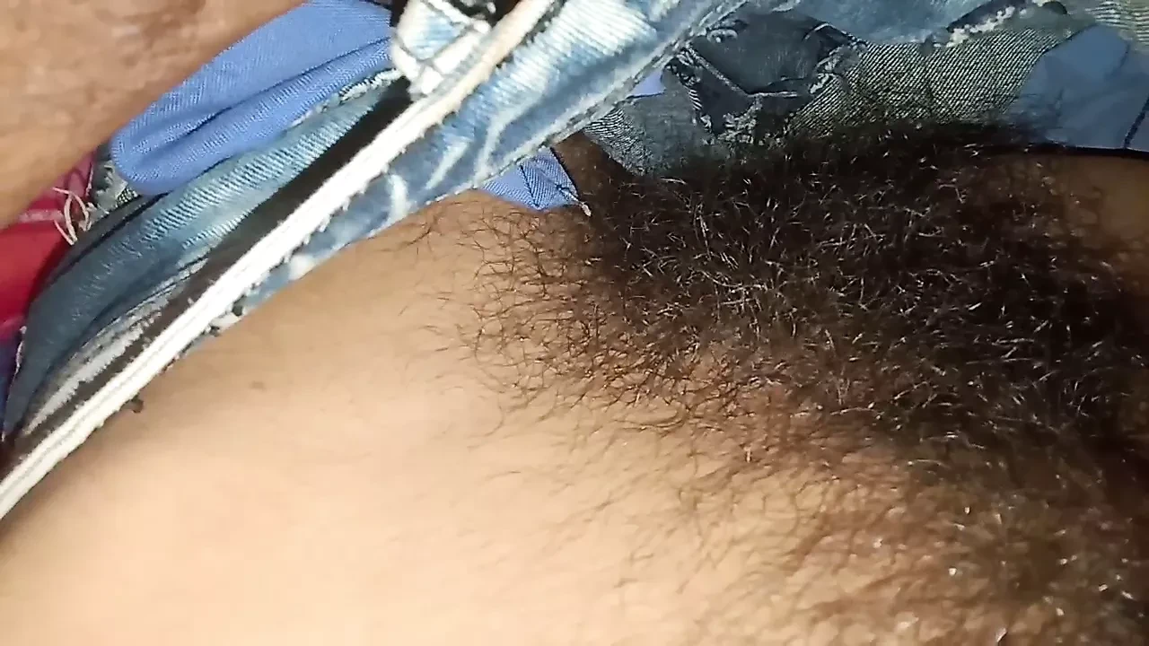 甜美女孩casey cumz的大屁股被大鸡巴抽插