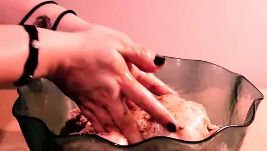 Daging pijat daging di ludahi daging di mulutku