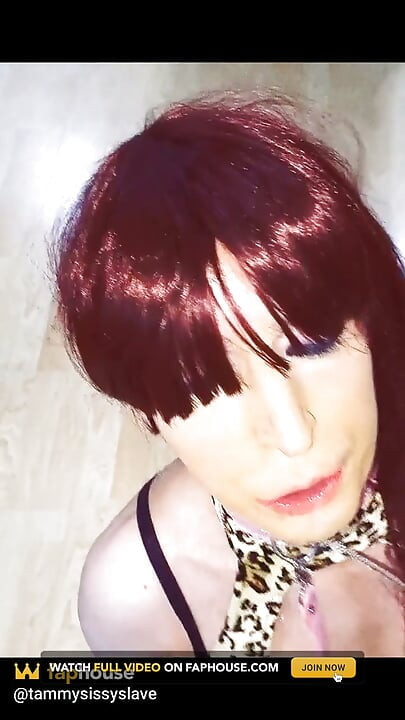 Golden Shower for Crossdresser