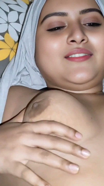 Video of fucking the indian deshi village beautiful maid in the house. | Clip 2