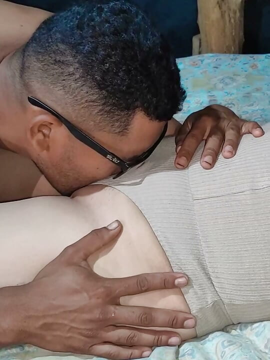 Virgin Girl Records Indian Sex Home Video With Her Tamil Boyfriend From X Video.