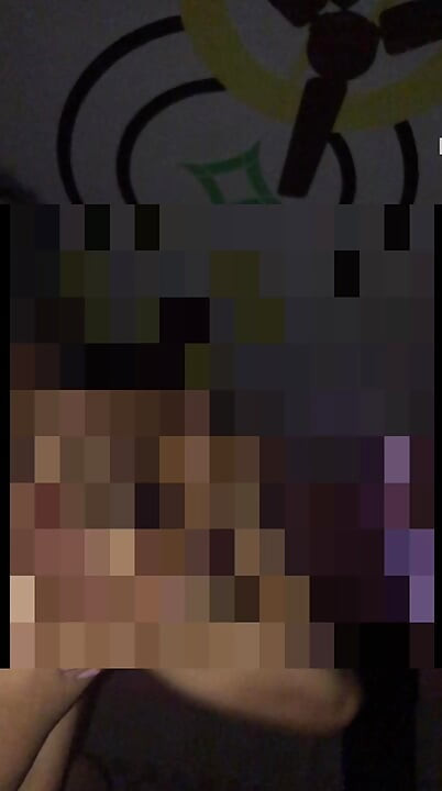 Nisha 하드 라이딩과 신음하는 힌디어 오디오