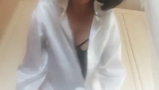 Мачеха Chantal покоряет тебя, пока я ношу ее трусики