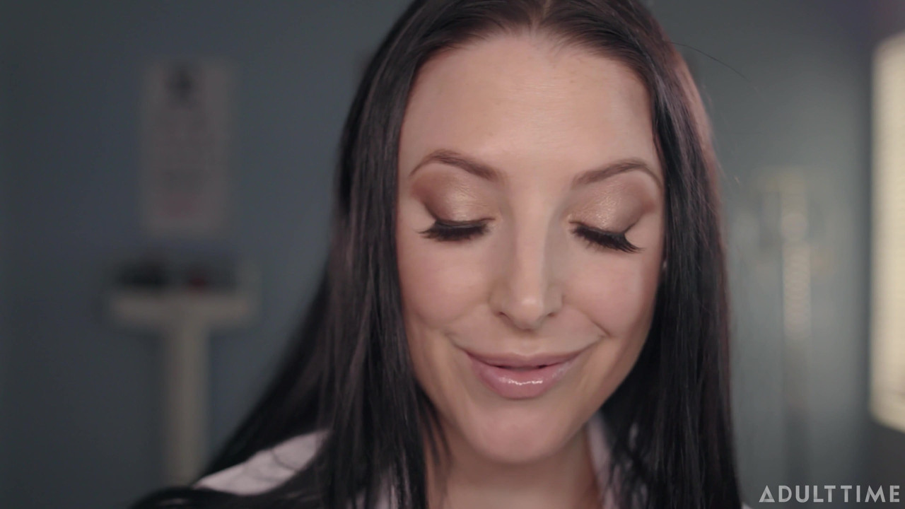 Asmrファンタジー博士。アンジェラ・ホワイトが全身身体検査