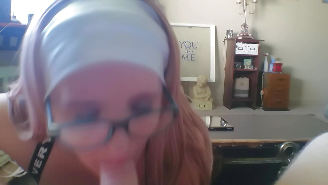 Naughty Step-daughter Caught Step-dad Jerking off