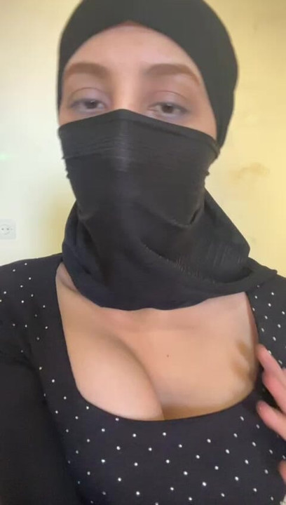 Those Fat Arab Boobs Jiggle So Right – Hijab Babe Teases Alone in Bed