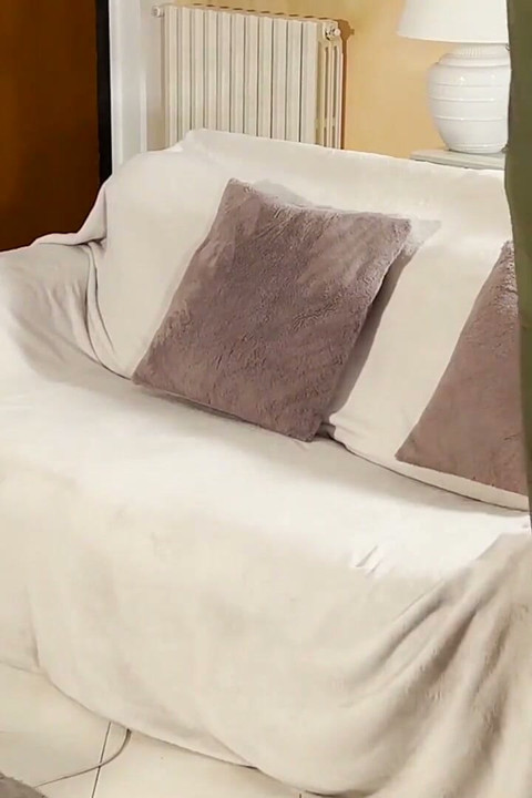 Stepaunt Hot Carries Out a Diabolical Plan to Seduce Her Stepnephew