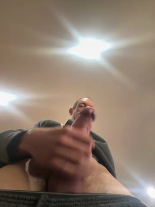 Huge cock on cam hot male pornstar
