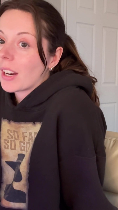Step Sis Spreads Her Pussy and Ass for You!