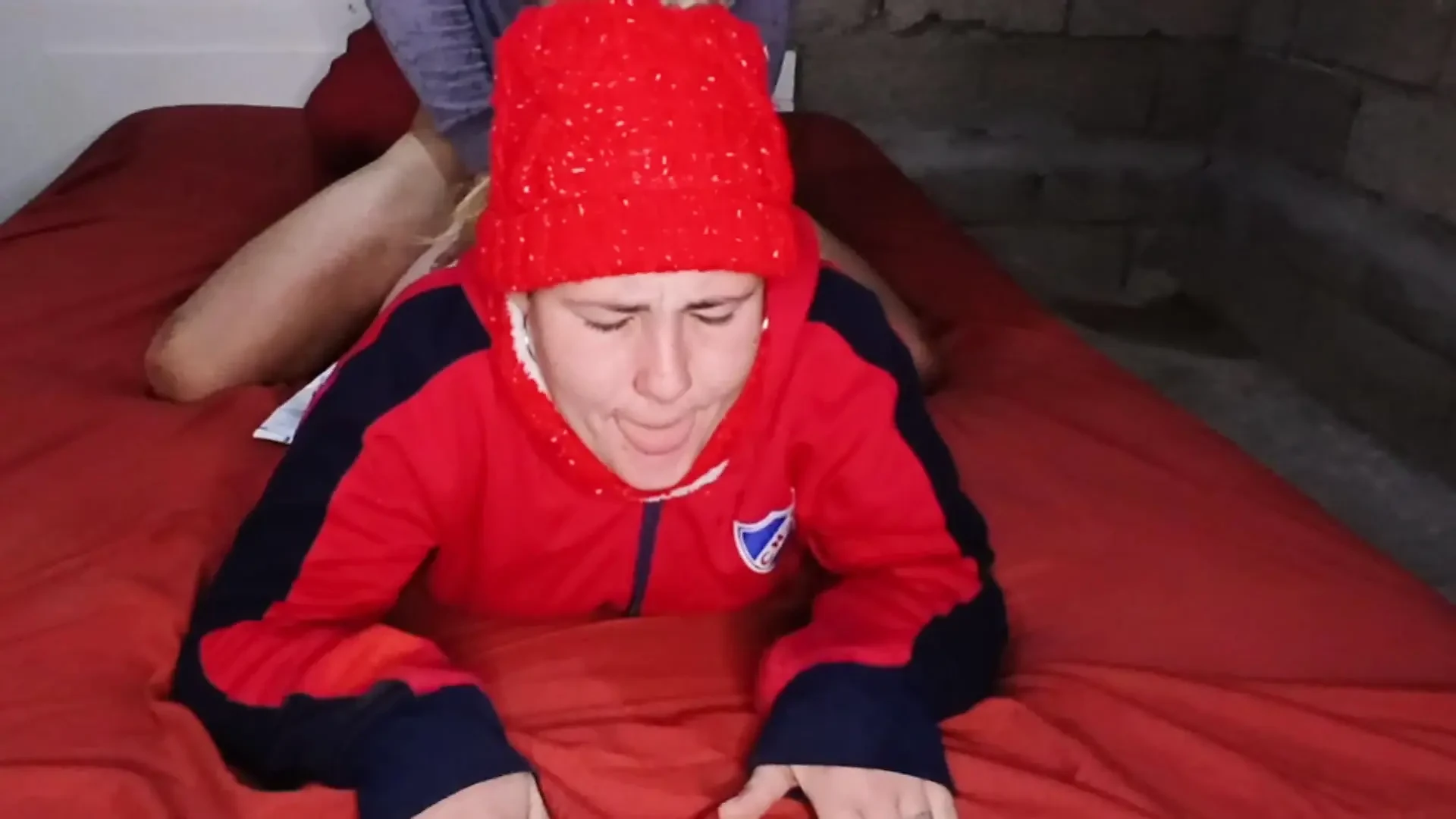 Une latina se fait sodomiser