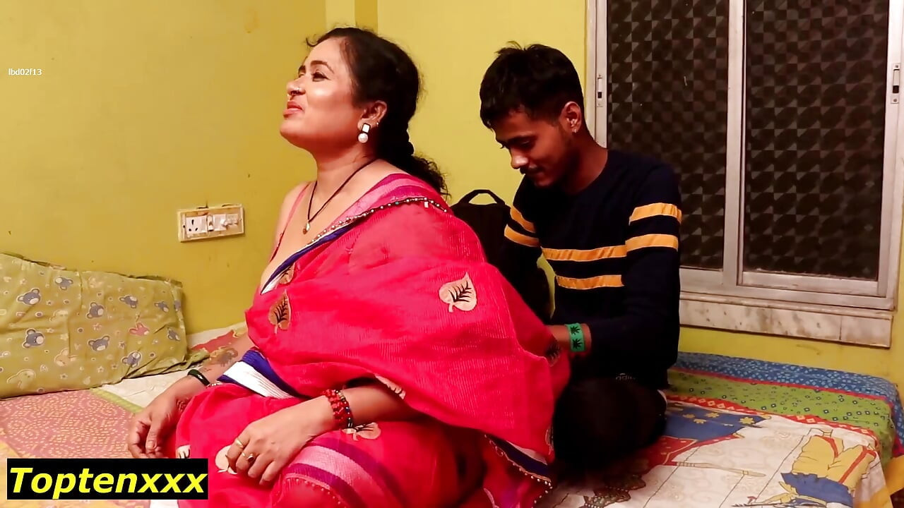 School Boy First Enjoying with Beautiful Horny Madam! Student Sex